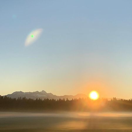 Chiemgau-Loft Zwischen Seenzauber Und Gipfelglueck Riedering Экстерьер фото